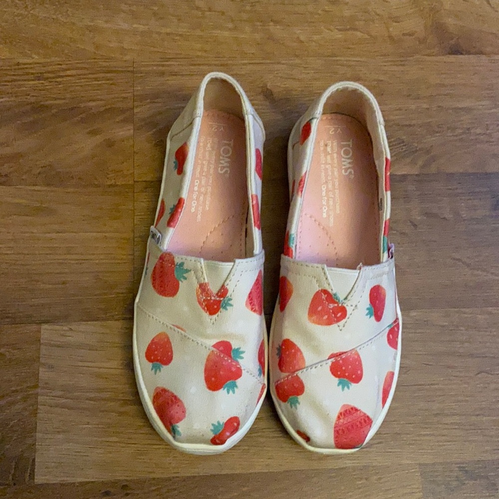 Toms size 2 strawberry with white polkadot.